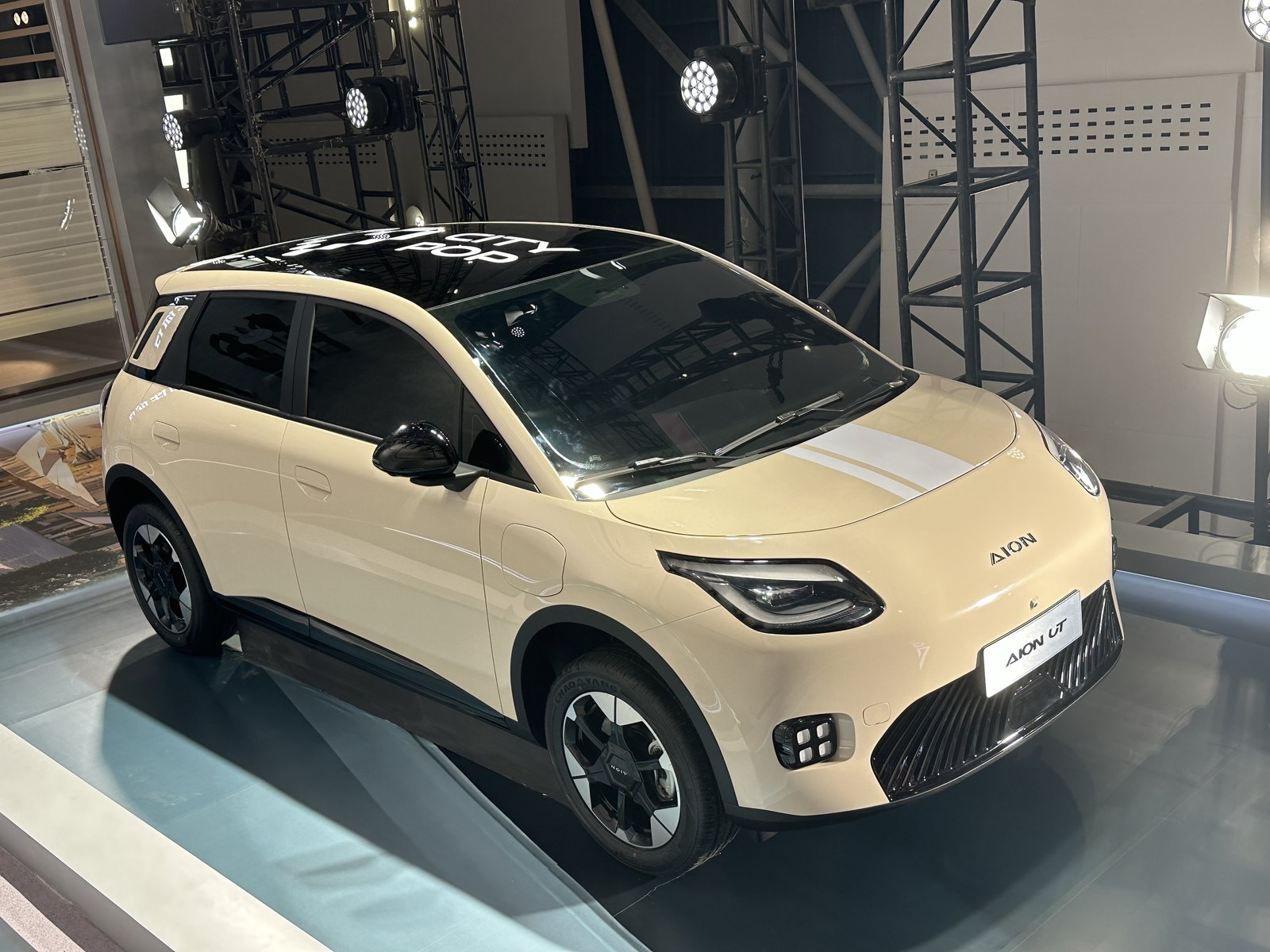 Aion UT — SUV (BEV)