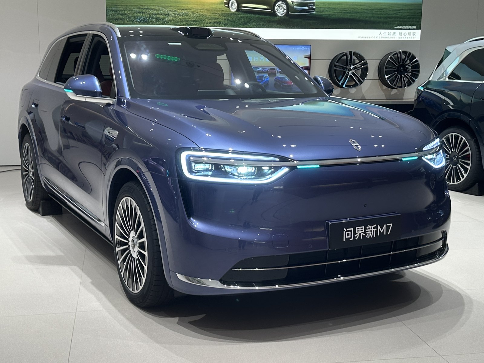 Aito M7 — SUV (BEV)