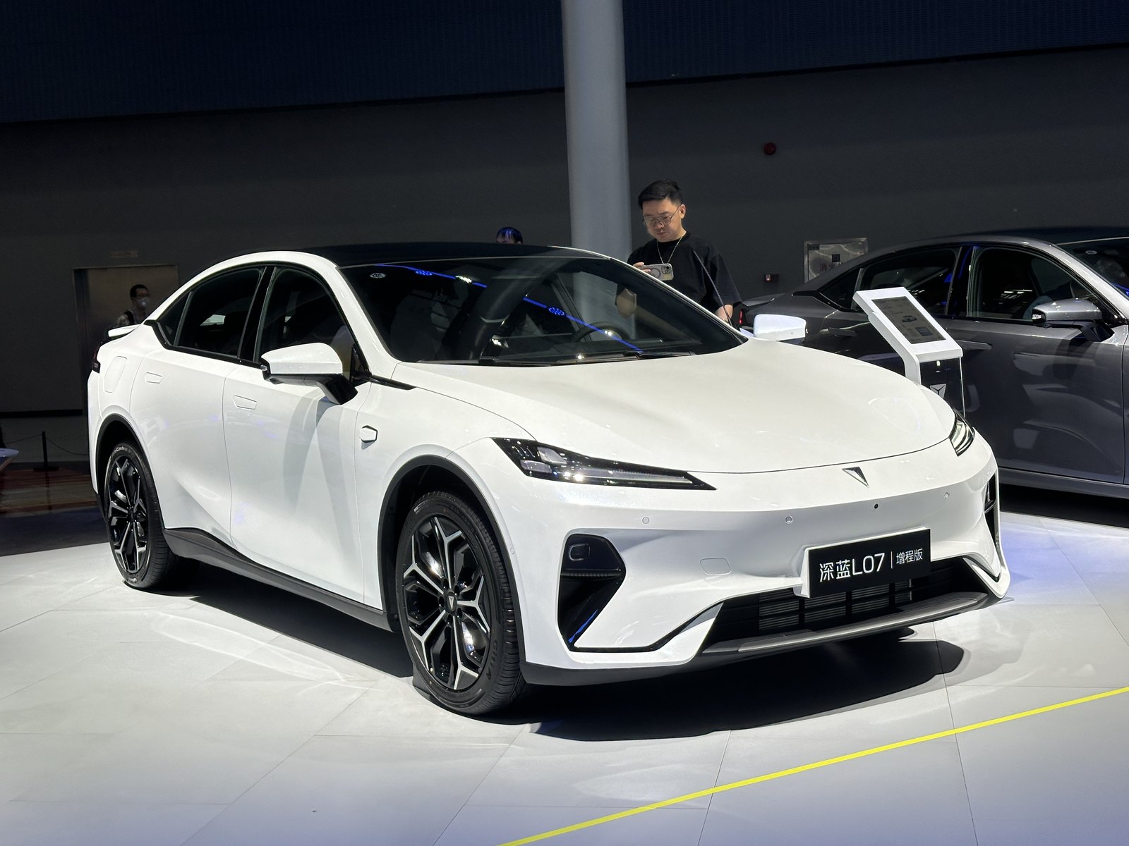 Deepal L07 — Sedan (BEV)