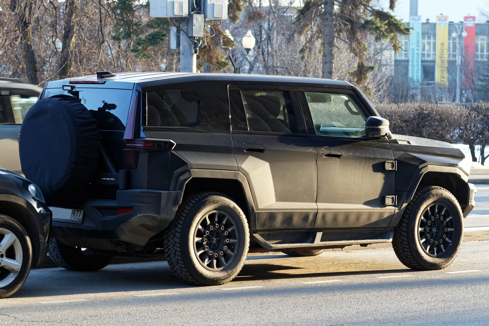 M-Hero 917 EREV — SUV (EREV) exterior view